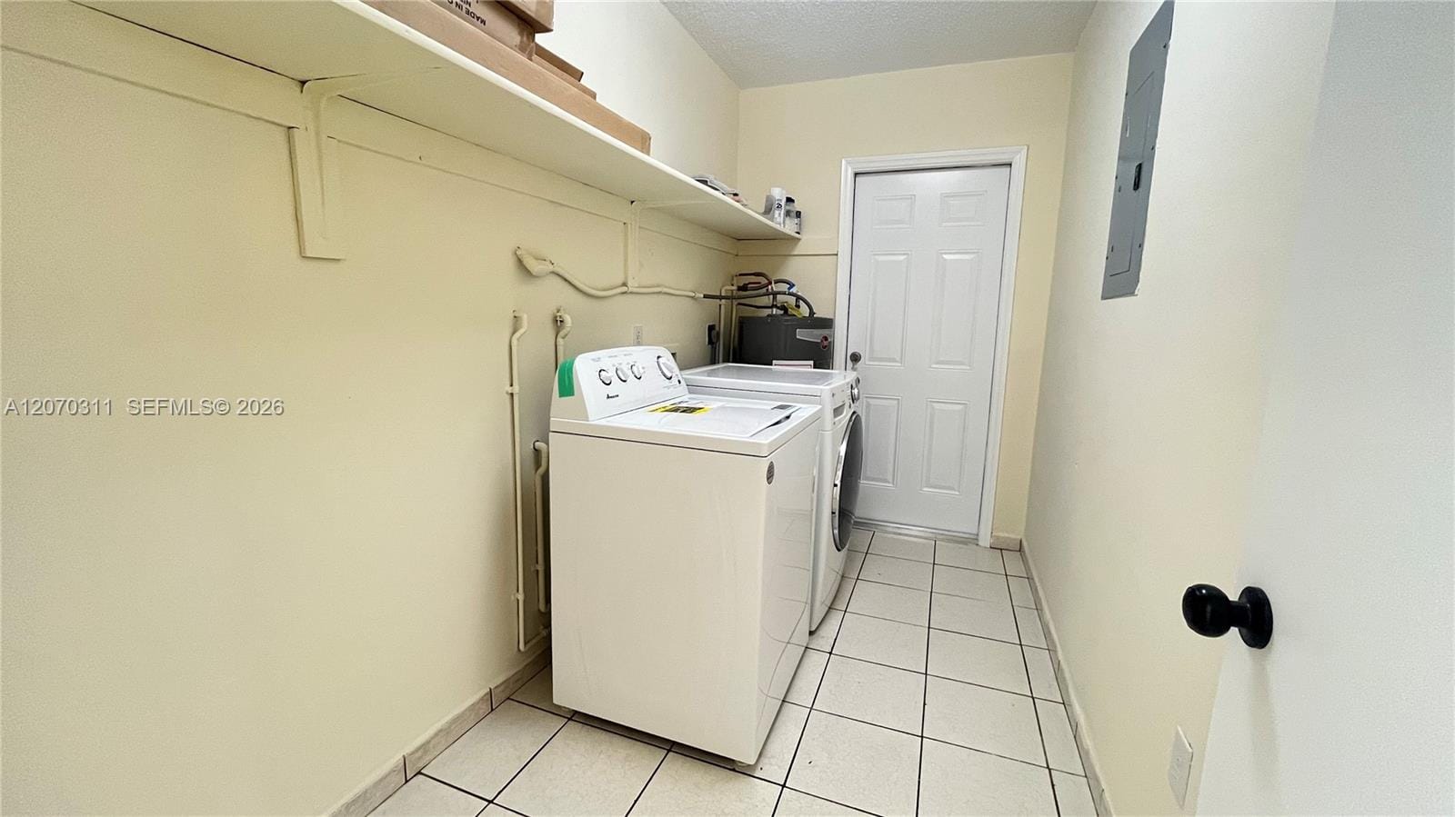 2820 SW 25th Street 2820 — photo 9