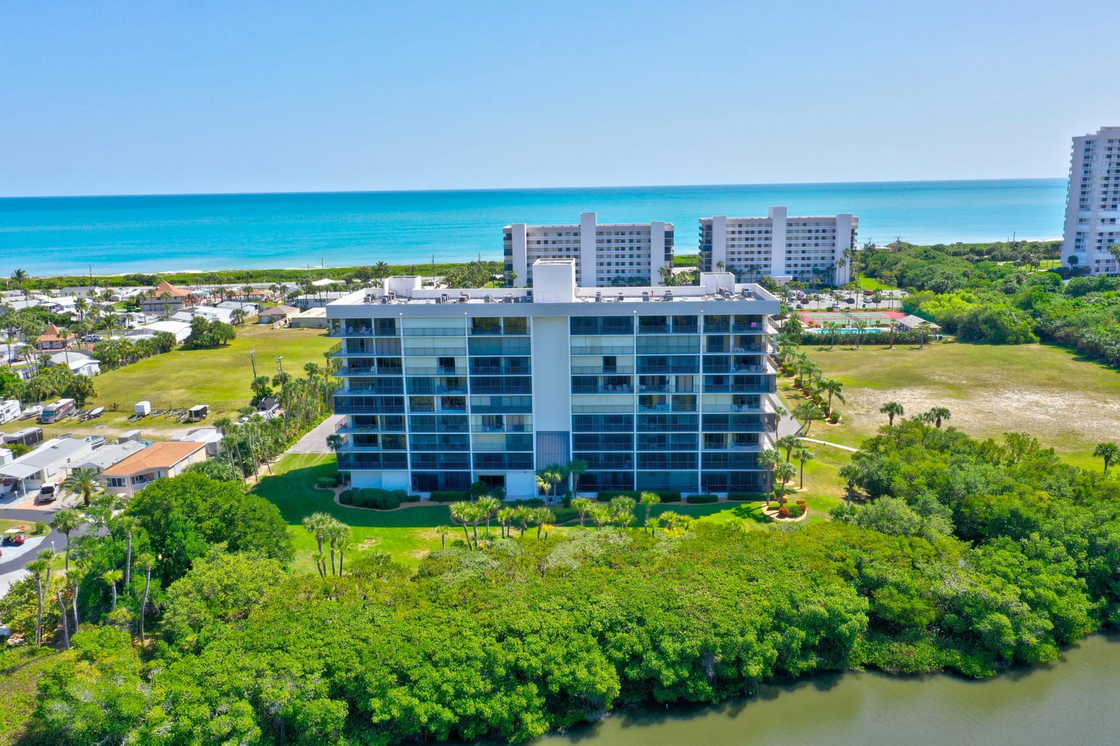 5059 N HIGHWAY A1A 206, Hutchinson Island, FL 34949