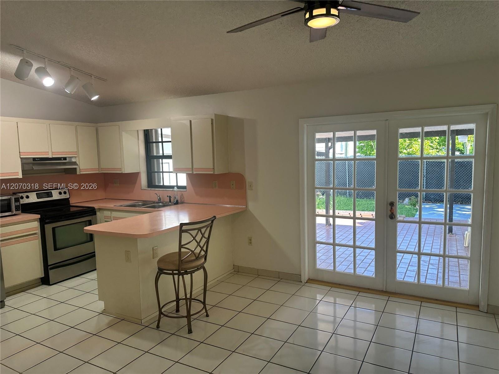 13280 SW 40th Terrace — photo 4