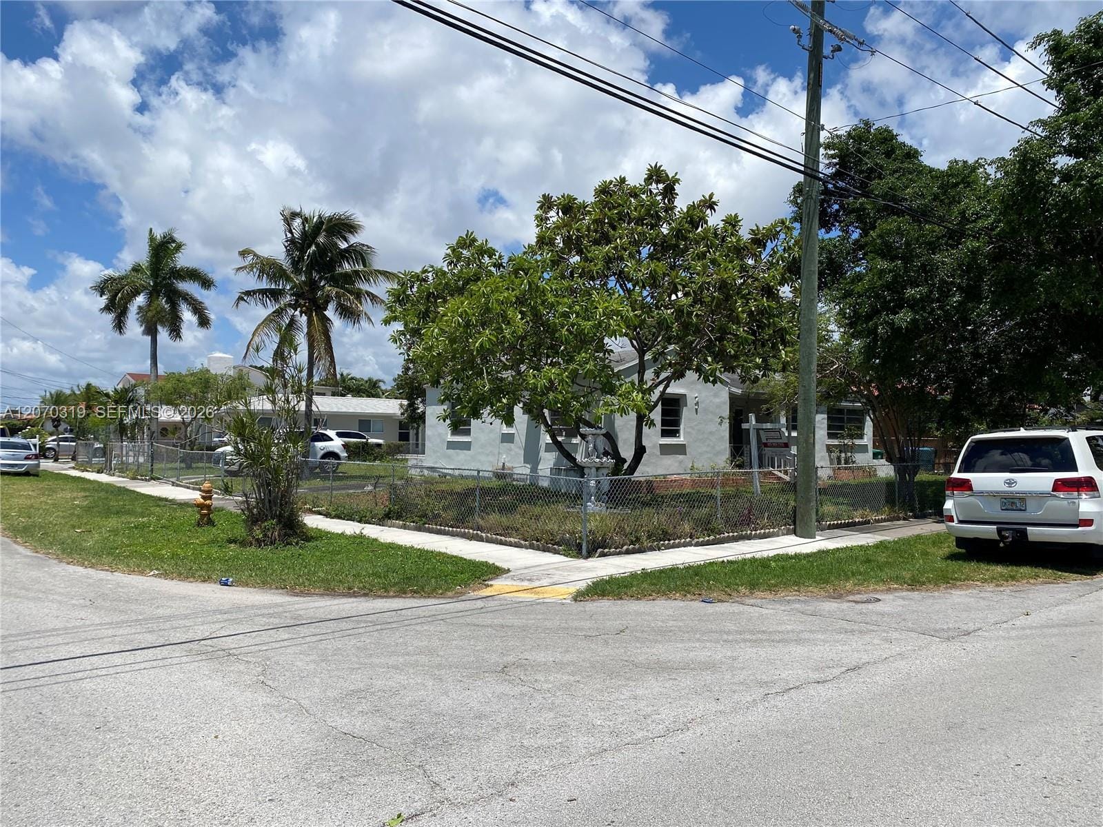 350 SW 34th Avenue -, Miami, FL 33135 photo 3