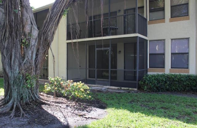 1256 S Military Trail 911, Deerfield Beach, FL 33442