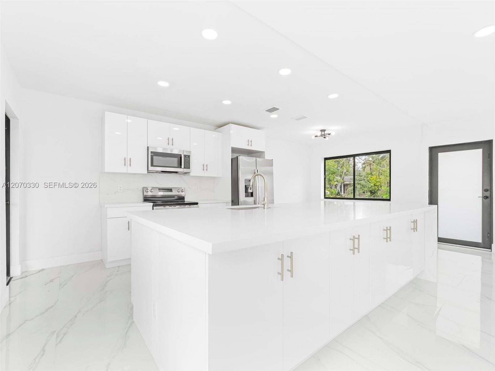 2500 SW 23rd Terrace, Miami, FL 33145 photo 11