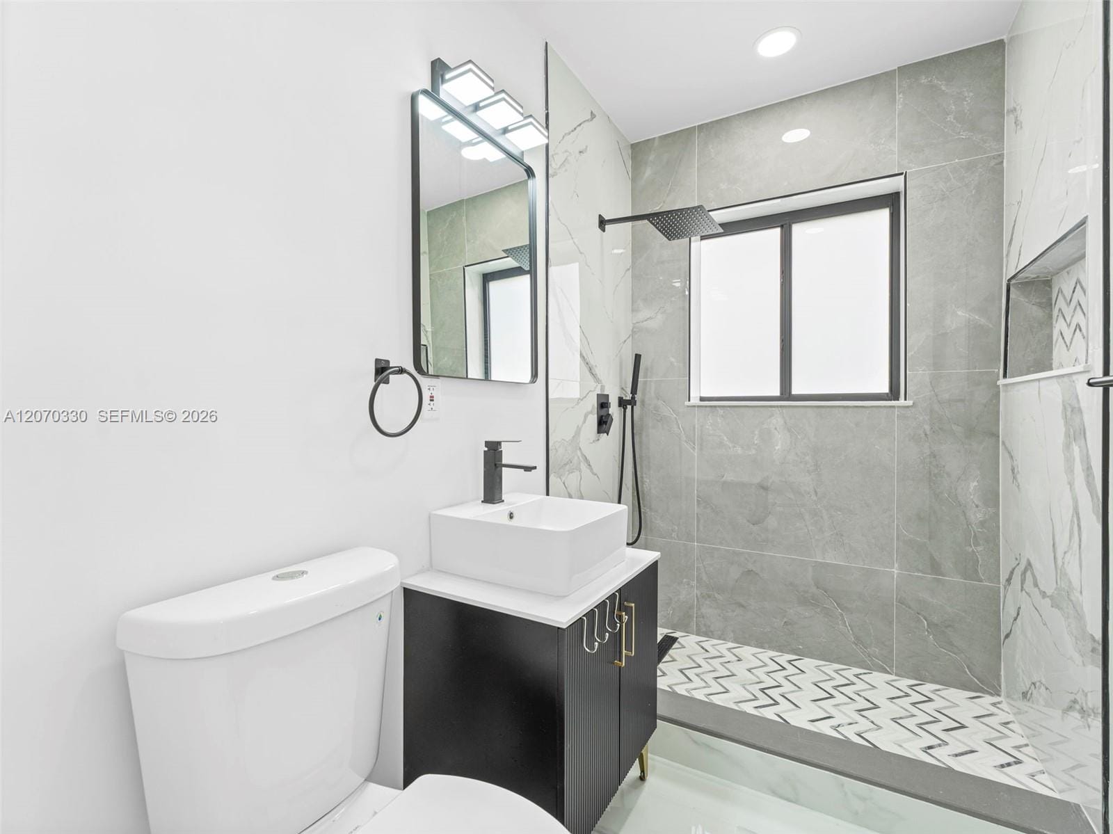 2500 SW 23rd Terrace, Miami, FL 33145 photo 18