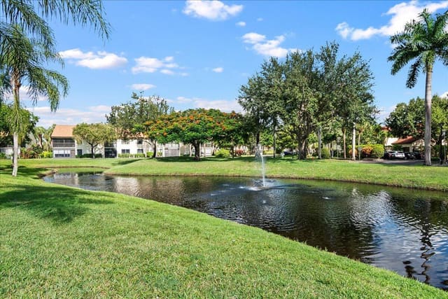 3323 Lucerne Park Drive, Park Pointe, Greenacres, FL