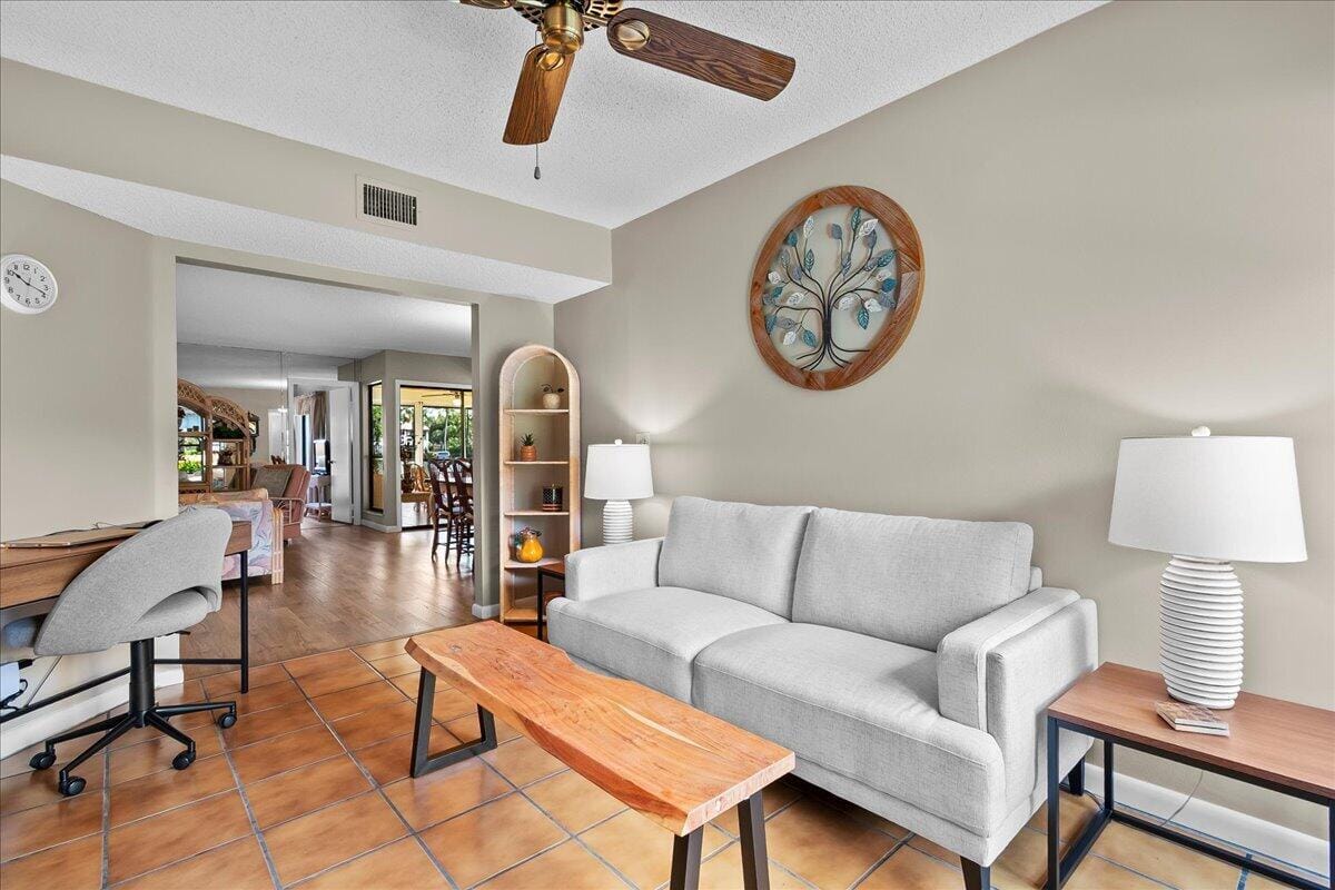 3323 Lucerne Park Drive, Greenacres, FL 33467 photo 11