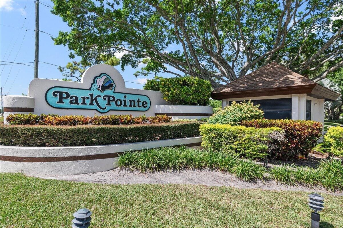 3323 Lucerne Park Drive, Greenacres, FL 33467 photo 27