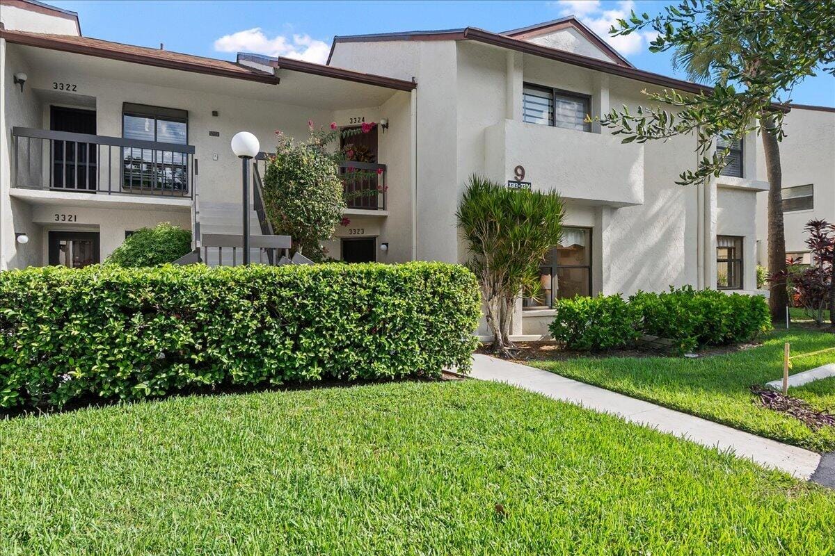 3323 Lucerne Park Drive, Greenacres, FL 33467 photo 5