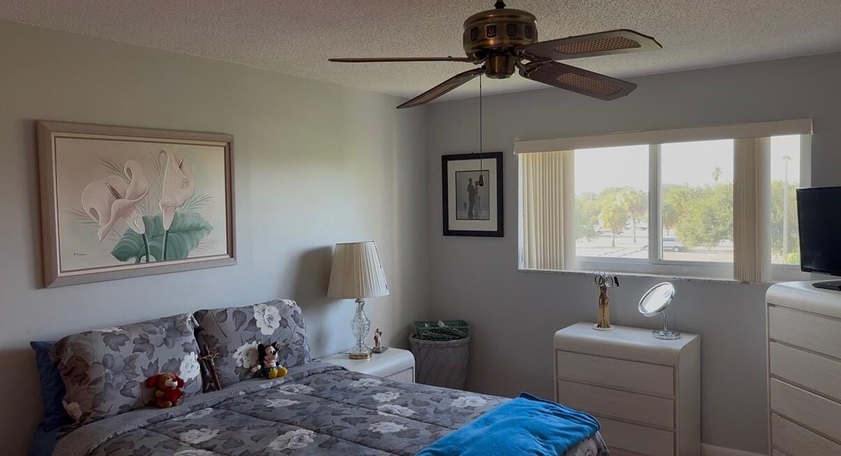 725 Lori Drive 313, Palm Springs, FL 33461 photo 4