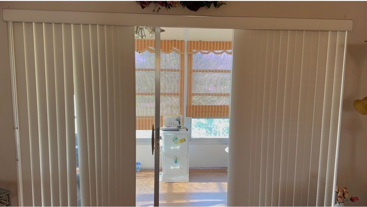 725 Lori Drive 313, Palm Springs, FL 33461 photo 10