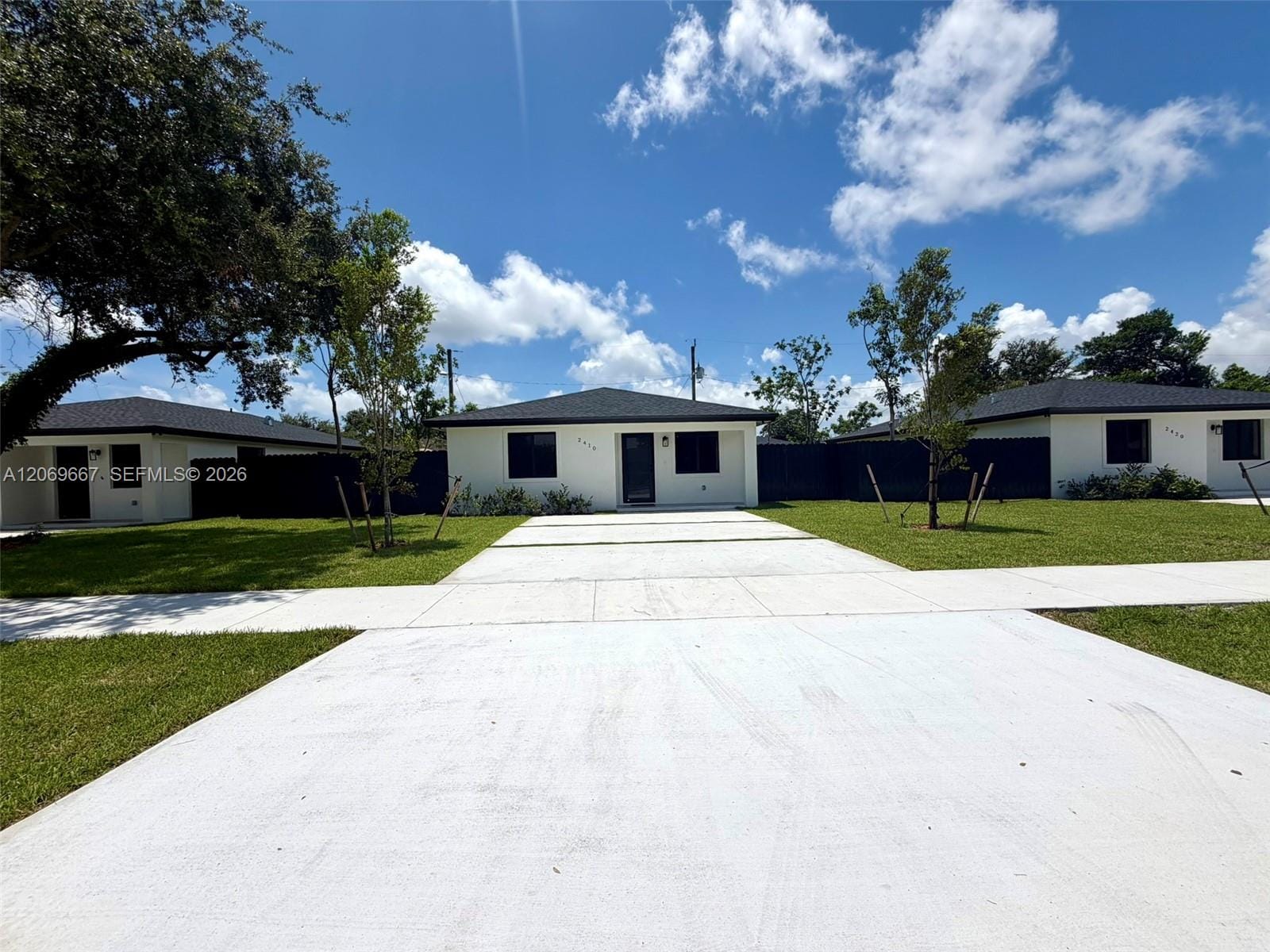 2420 NW 154th Street ., Miami Gardens, FL 33054
