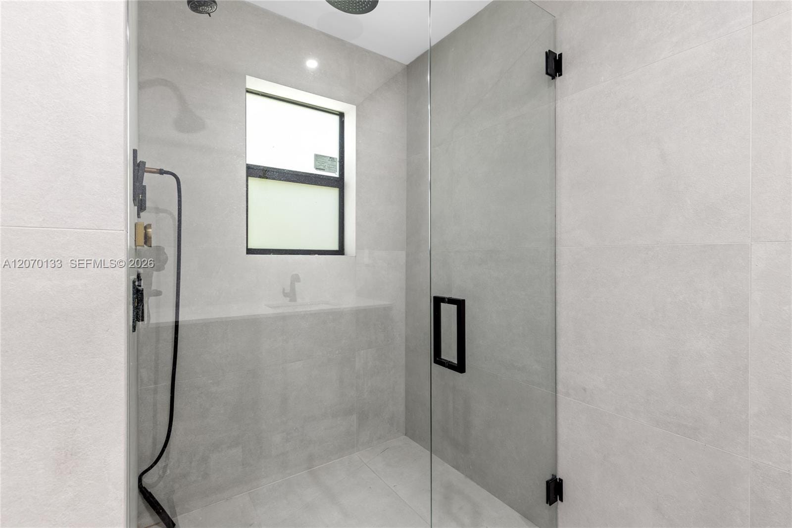 200 N 52nd Avenue — photo 7