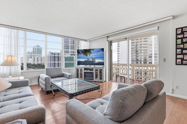 1825 S Ocean Drive PH 1, Imperial Towers, Hallandale Beach, FL