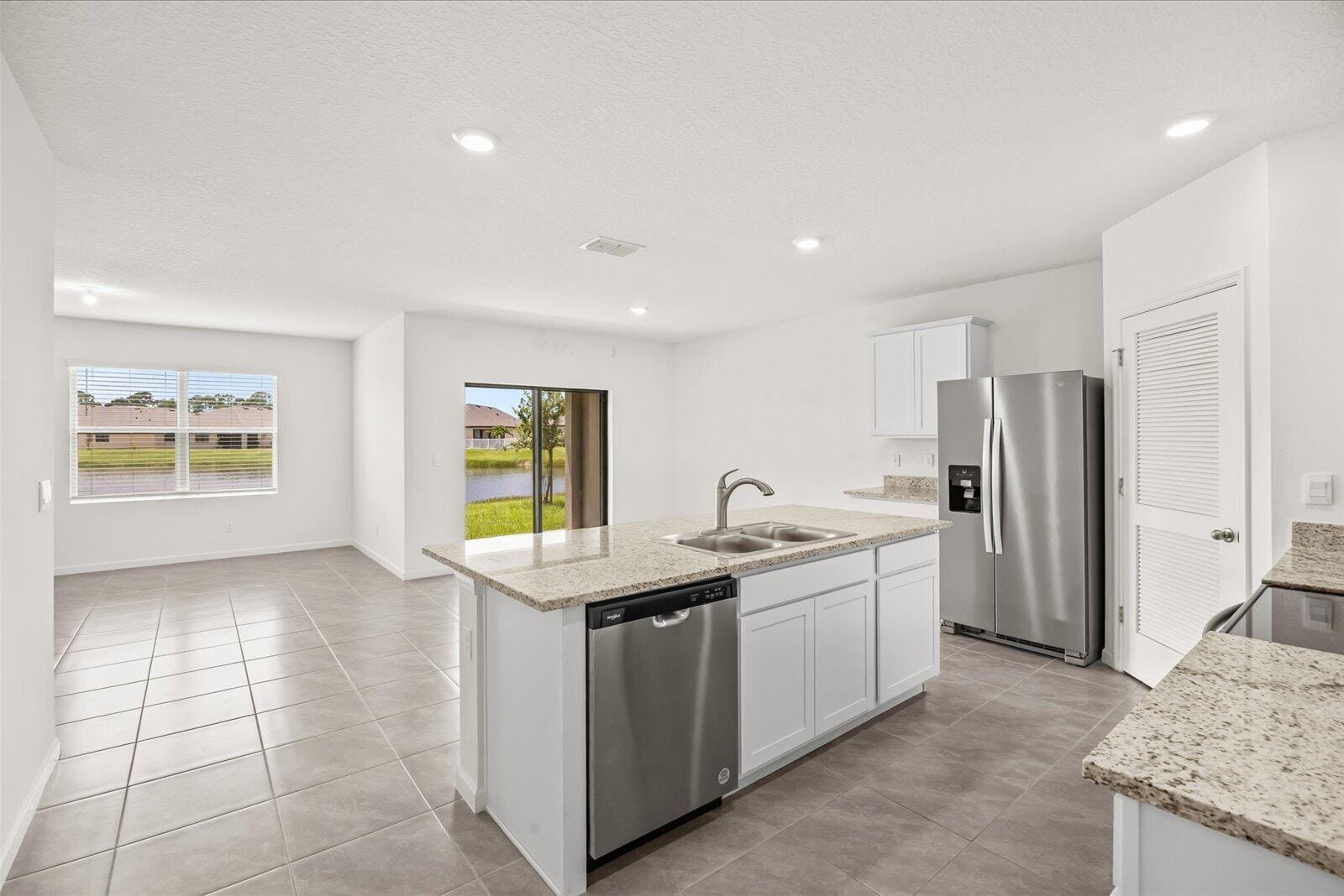 435 SEAFOAM Circle — photo 4