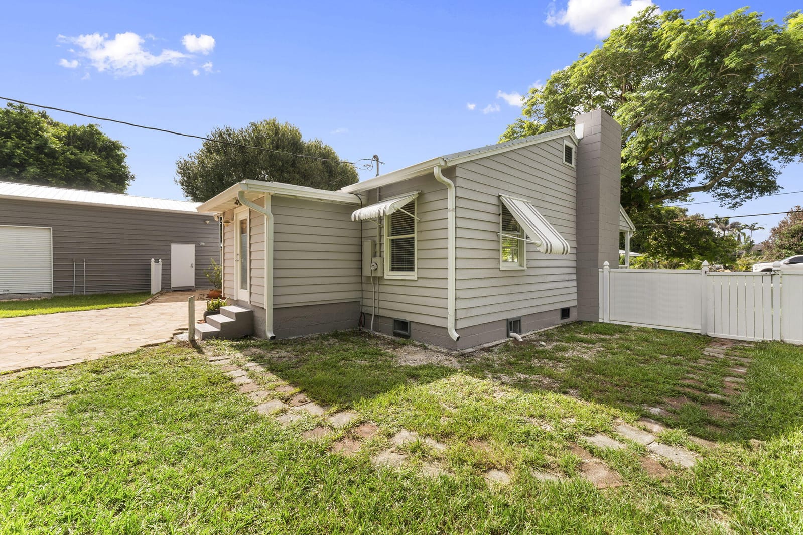 1126 Pine Avenue, Fort Pierce, FL 34982 photo 14