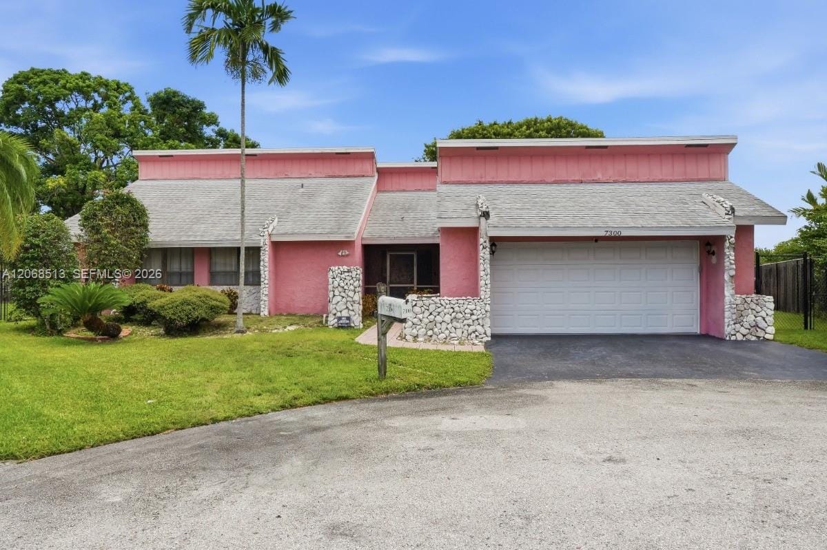 7300 Corkwood Terrace, Tamarac, FL 33321