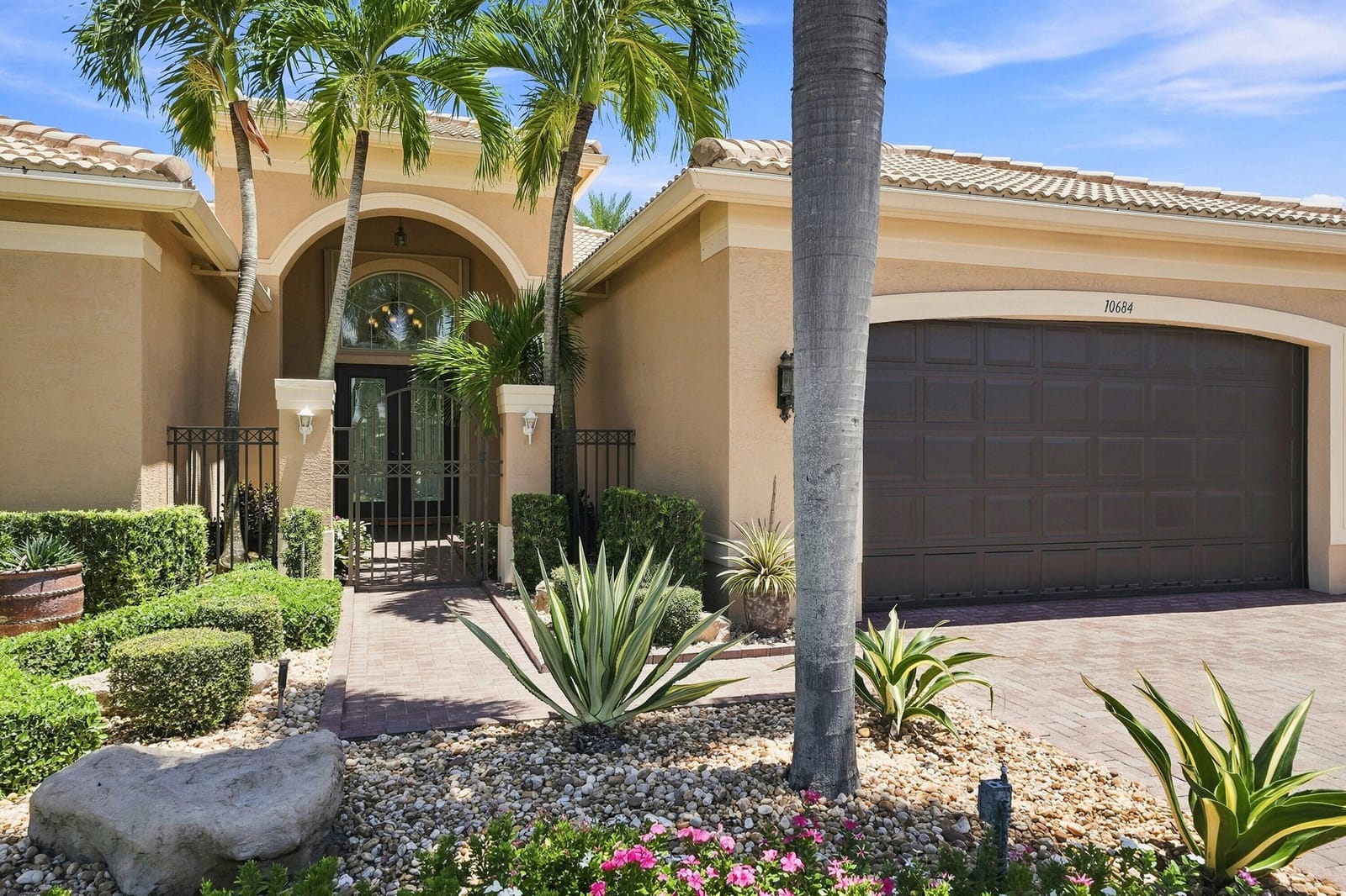 10684 Whitewind Circle — photo 7