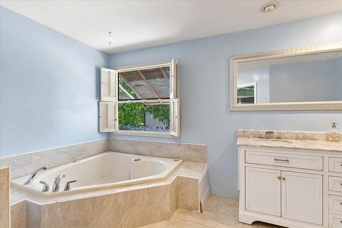 1430 SW 88TH Way, Pembroke Pines, FL 33025 photo 23