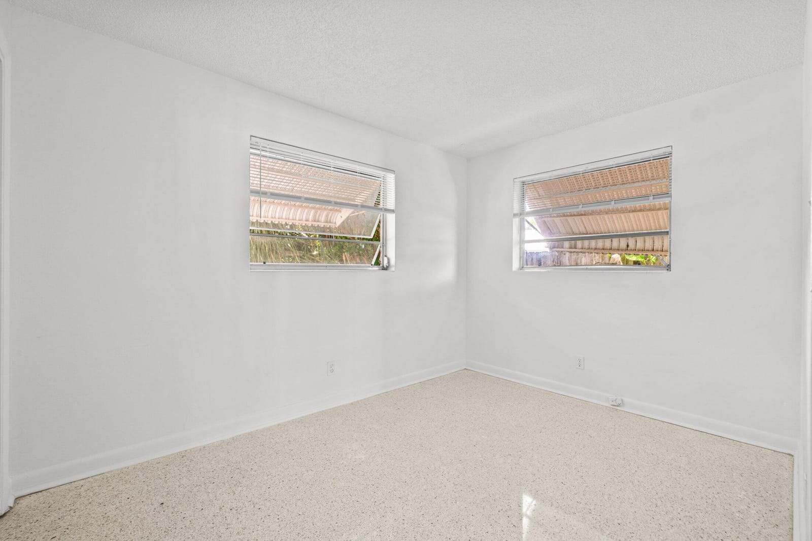 211 Sunrise Avenue 5, Lantana, FL 33460 photo 15