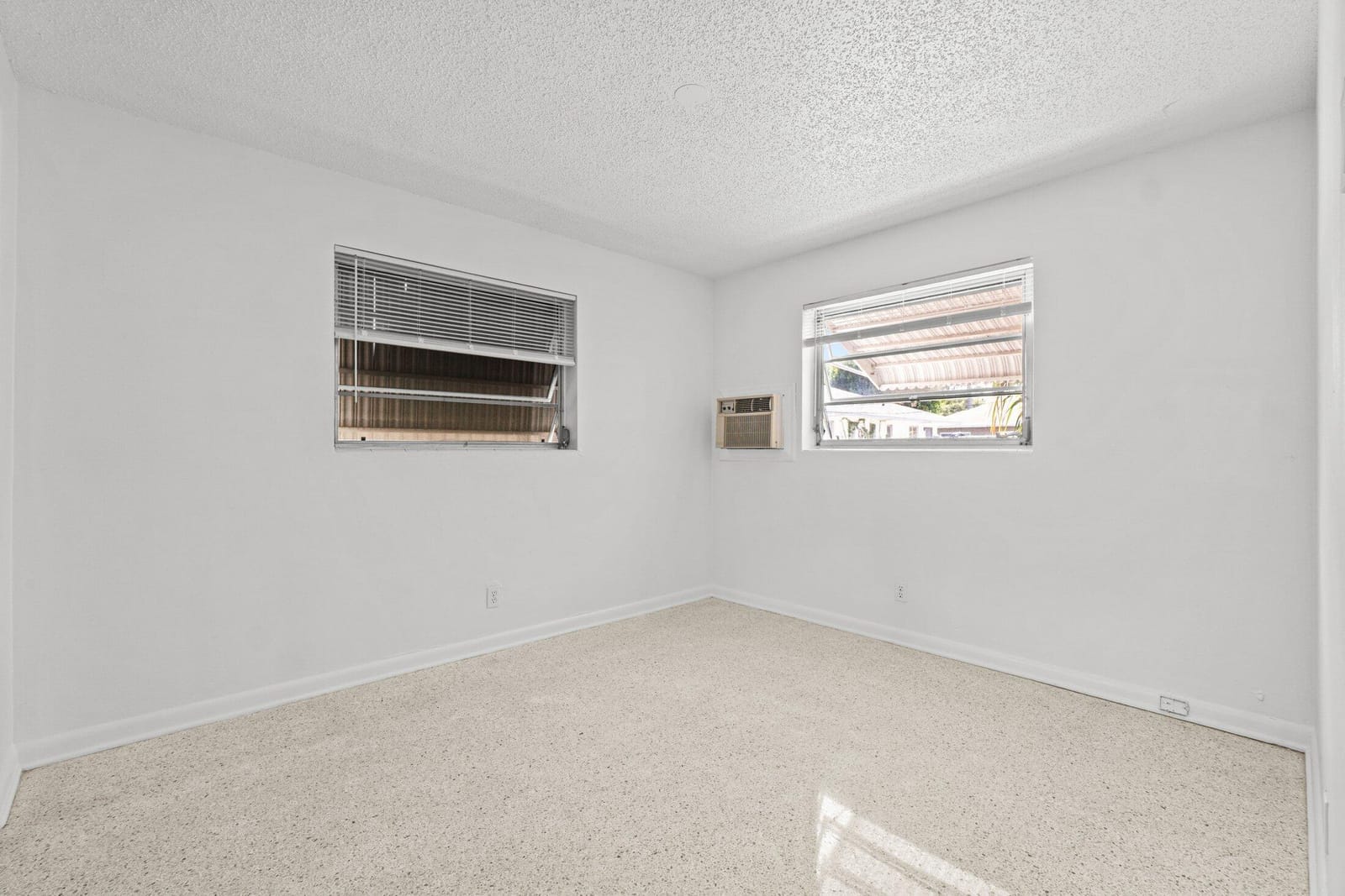 211 Sunrise Avenue 5, Lantana, FL 33460 photo 16