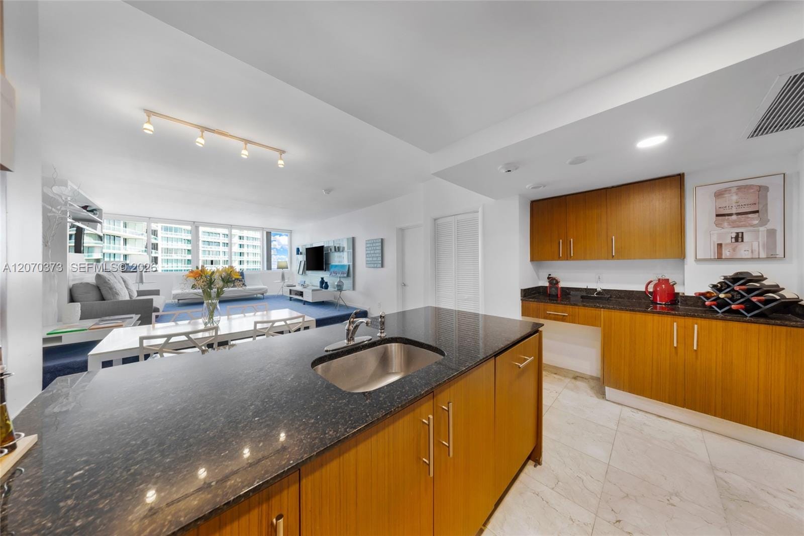 10275 Collins Avenue 1507 — photo 10