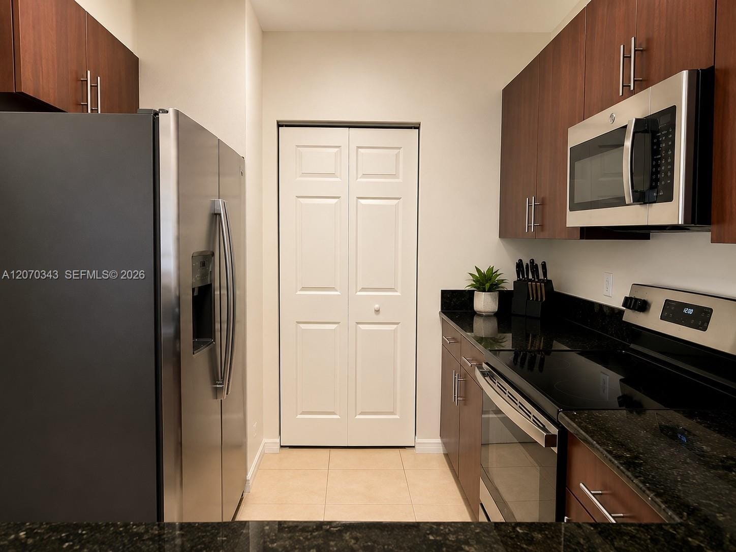 4905 Midtown Lane 2405 — photo 8