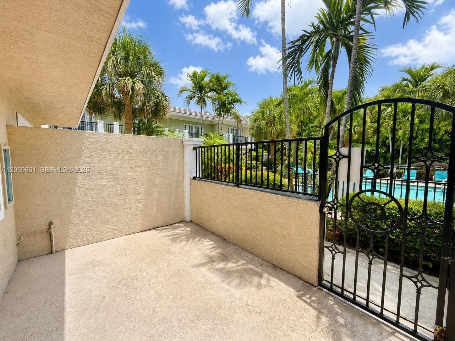 1000 Palm Trail 3, Delray Beach, FL 33483 photo 1