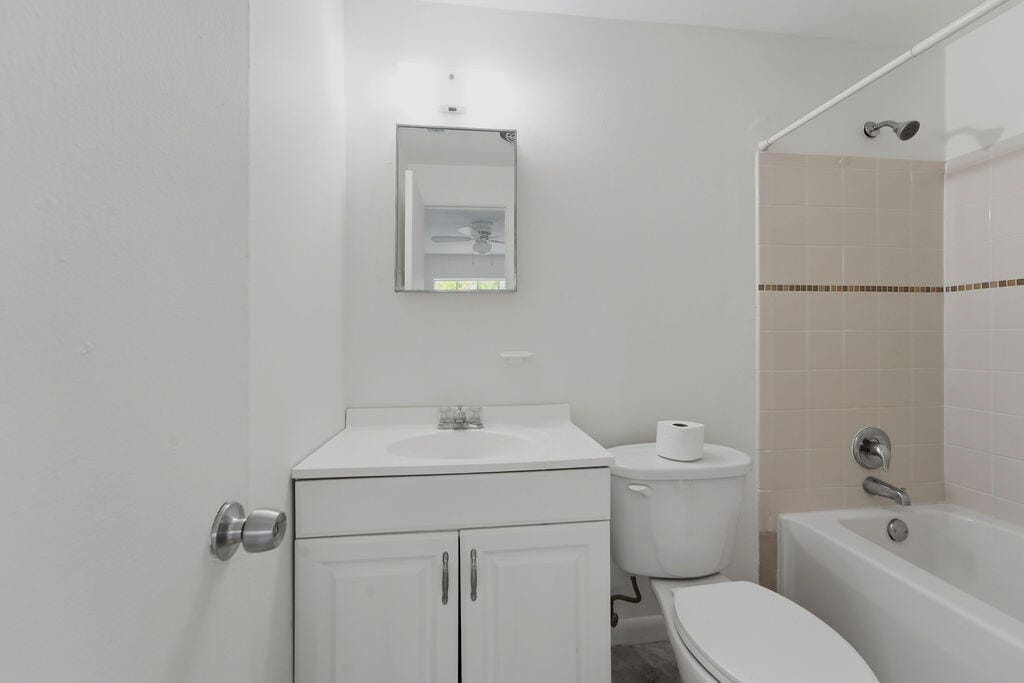 1500 W 13TH Street W, Riviera Beach, FL 33404 photo 13