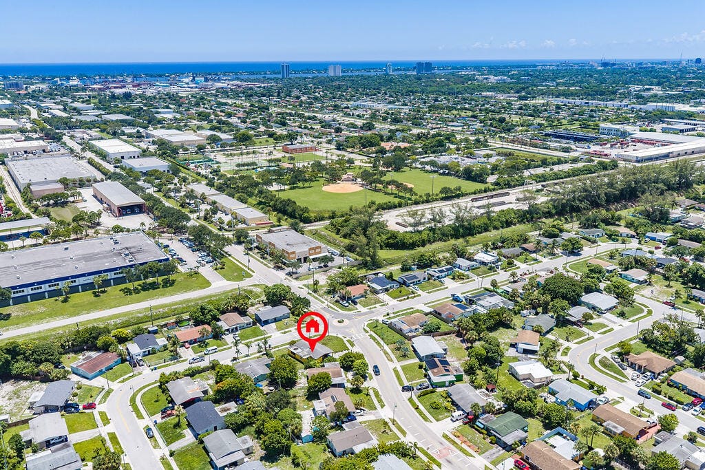 1500 W 13TH Street W, Riviera Beach, FL 33404 photo 30