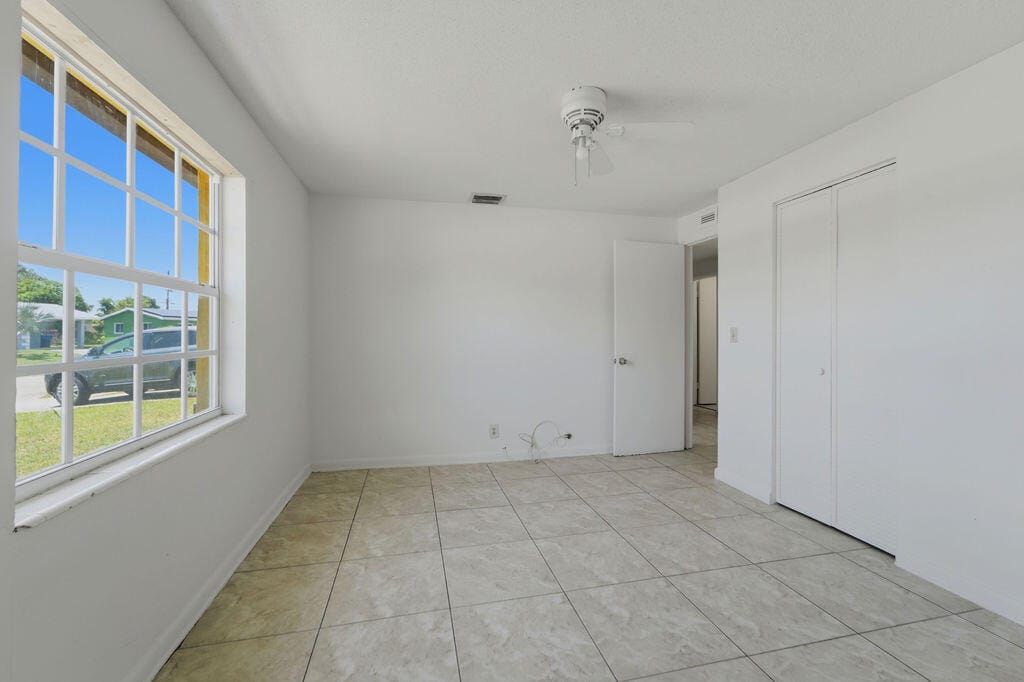 1500 W 13TH Street W, Riviera Beach, FL 33404 photo 10