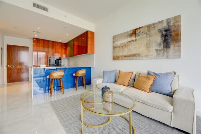 2678 Tigertail Avenue 1403, Coconut Grove, FL 33133