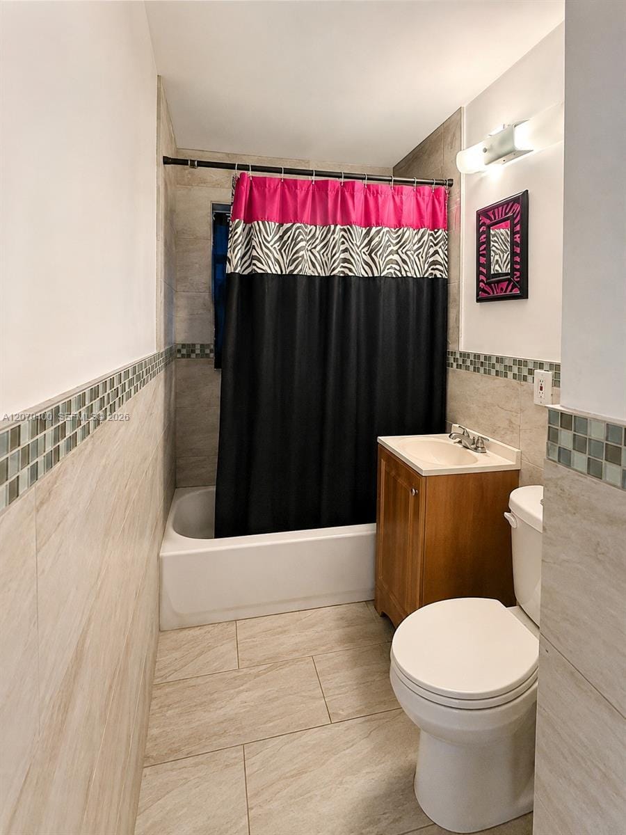 5632 SW 39th Street — photo 2