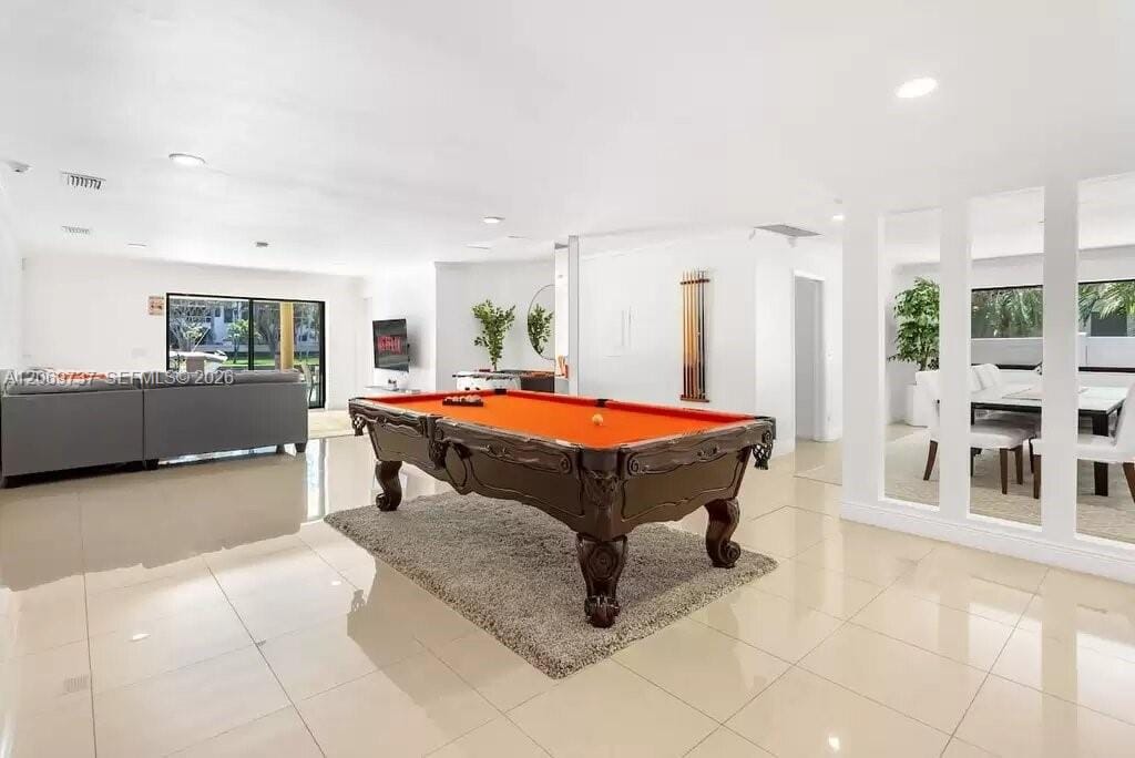 437 Holiday Drive, Hallandale Beach, FL 33009 photo 10