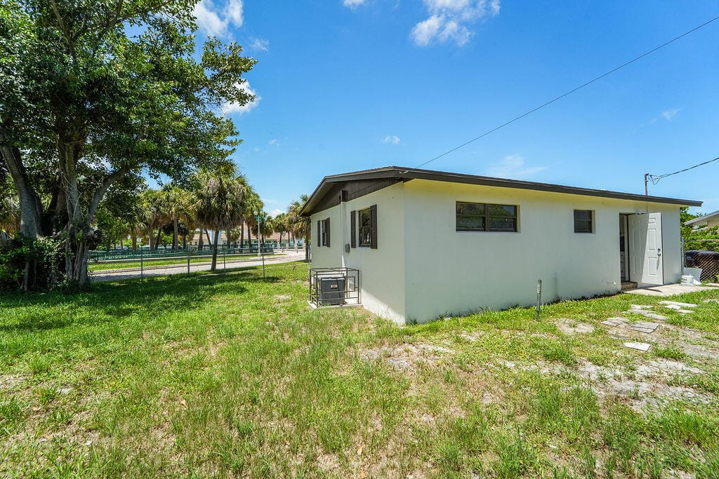 1382 9TH Street, West Palm Beach, FL 33401 photo 20