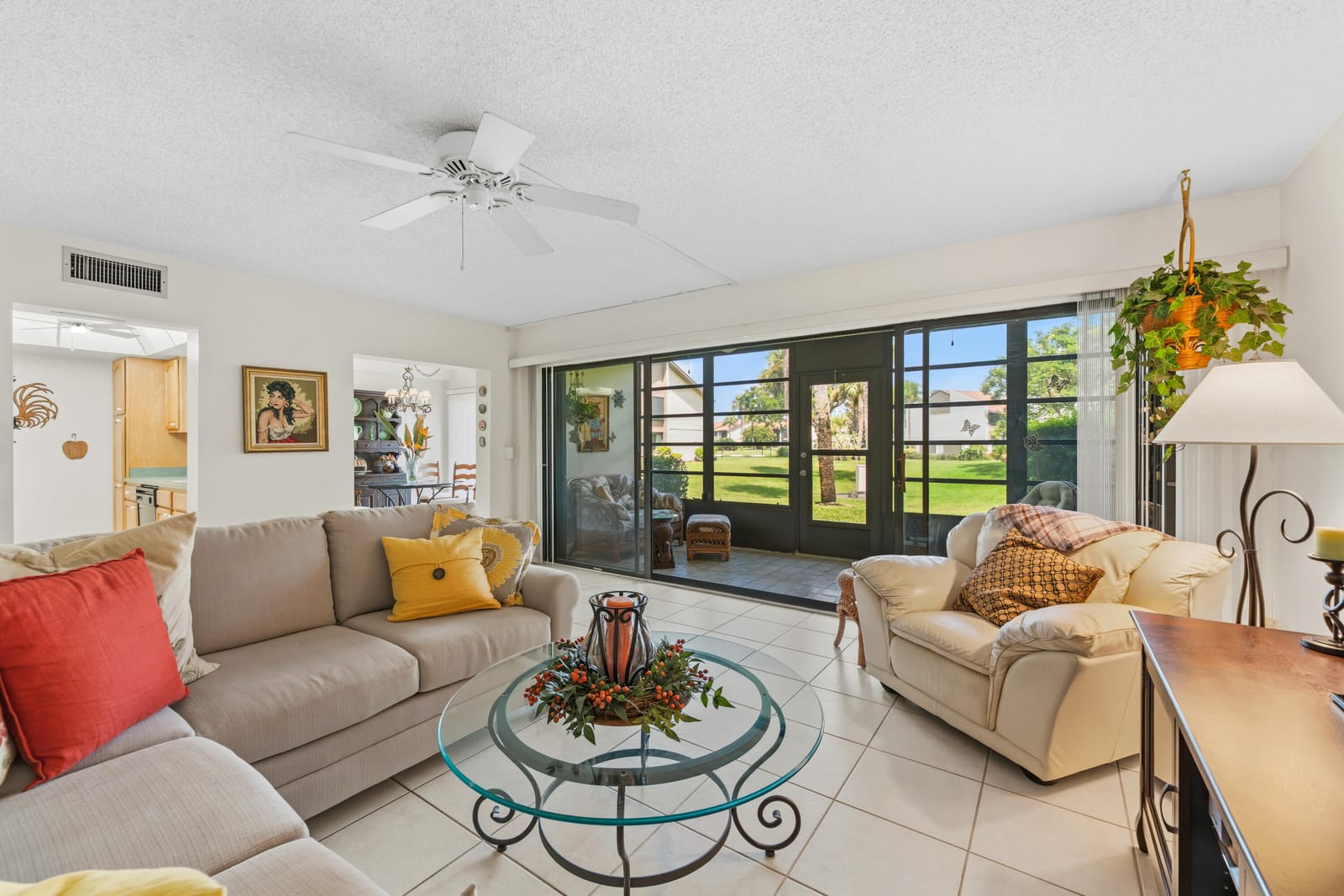 1600 NE Dixie Highway 4-107 — photo 5