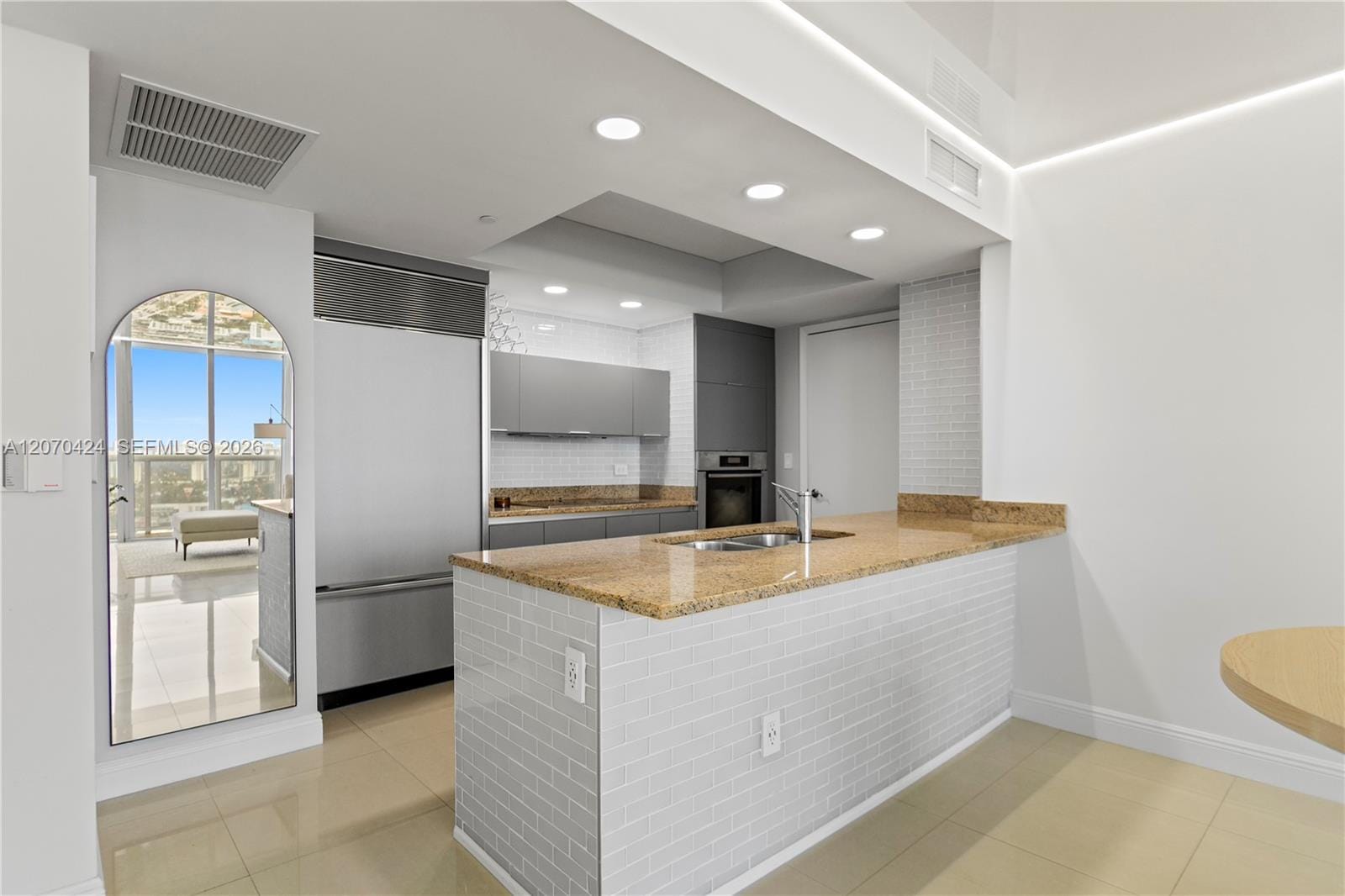 17201 Collins Avenue 3502, Sunny Isles Beach, FL 33160 photo 11