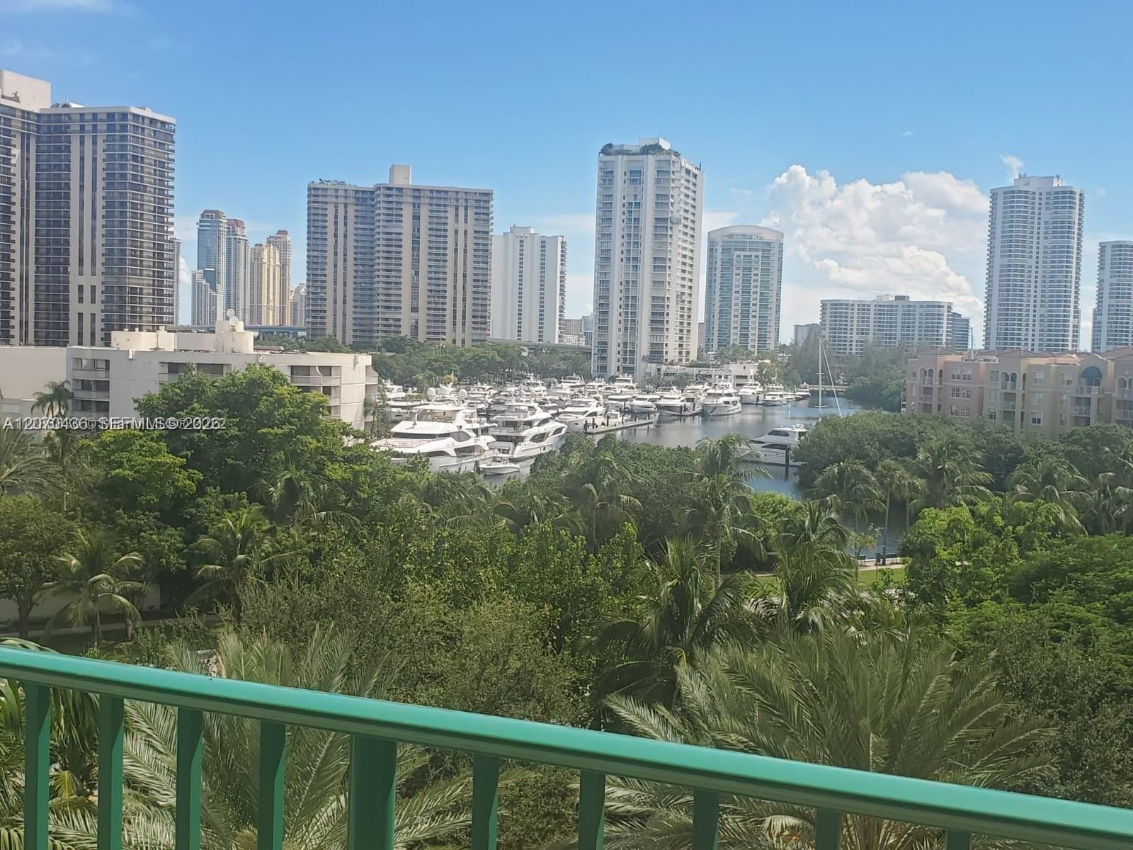 19900 E Country Club Drive 607, Aventura, FL 33180 photo 17