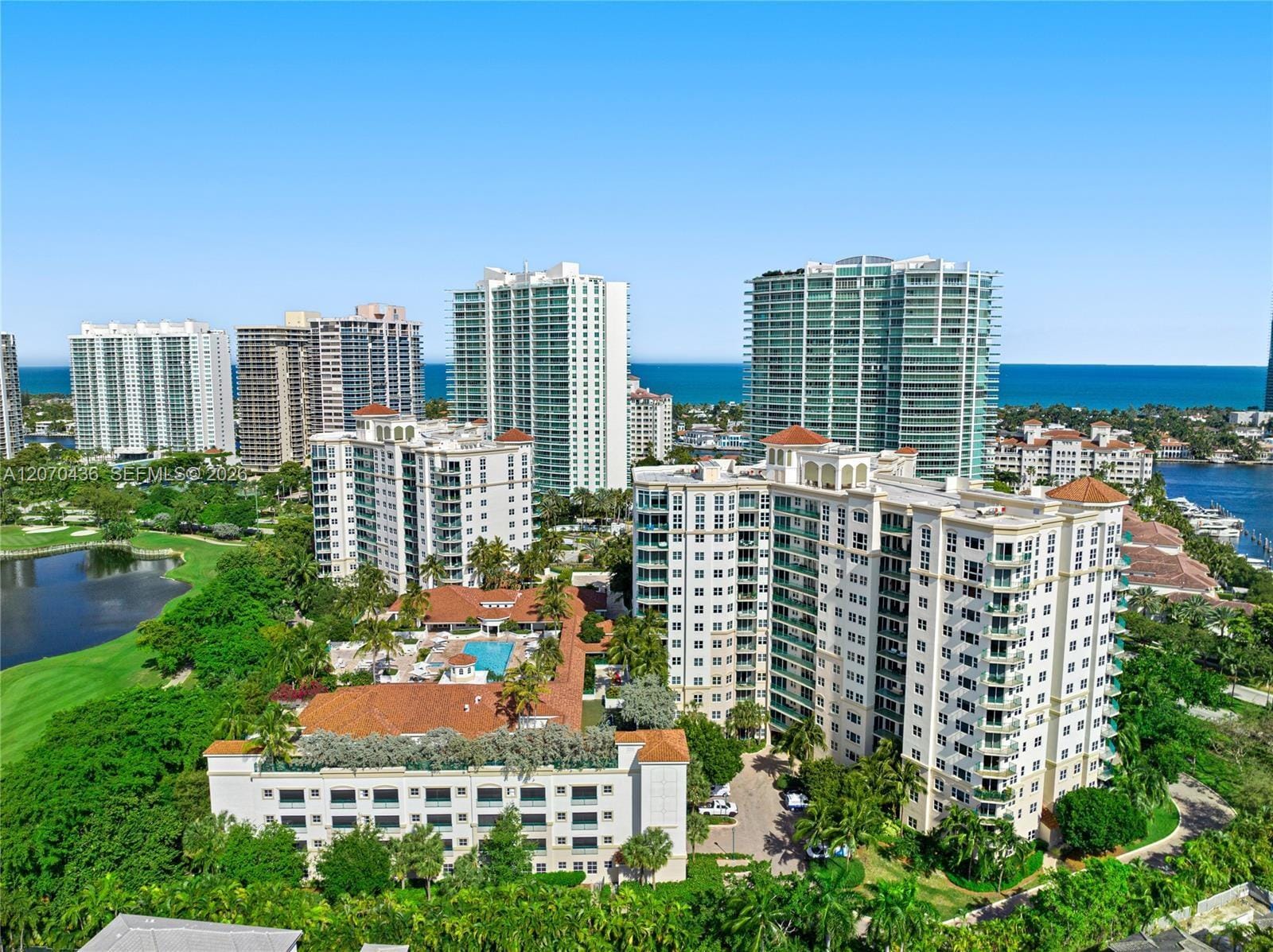 19900 E Country Club Drive 607, Aventura, FL 33180 photo 18