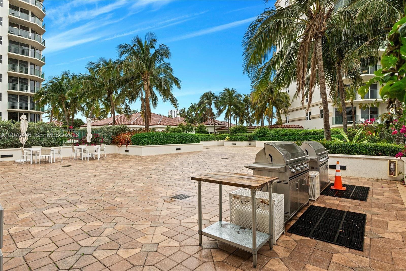 19900 E Country Club Drive 607, Aventura, FL 33180 photo 20