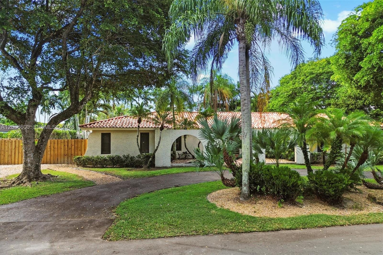 7190 SW 100th Street, Pinecrest, FL 33156