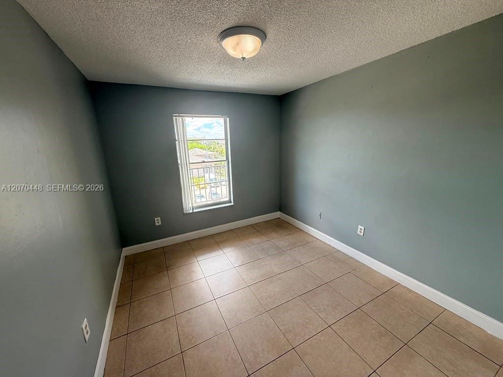 5775 W 20th Avenue 402, Hialeah, FL 33012 photo 4