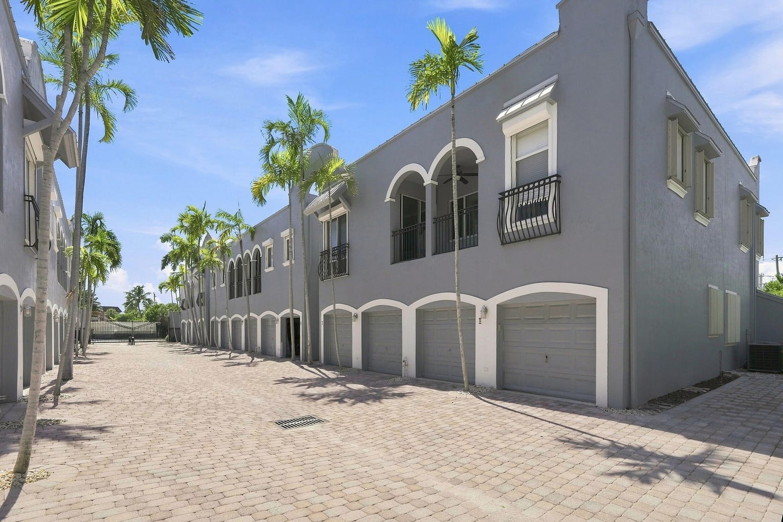 4619 Poinciana Street 7A, Lauderdale-By-The-Sea, FL 33308 photo 2