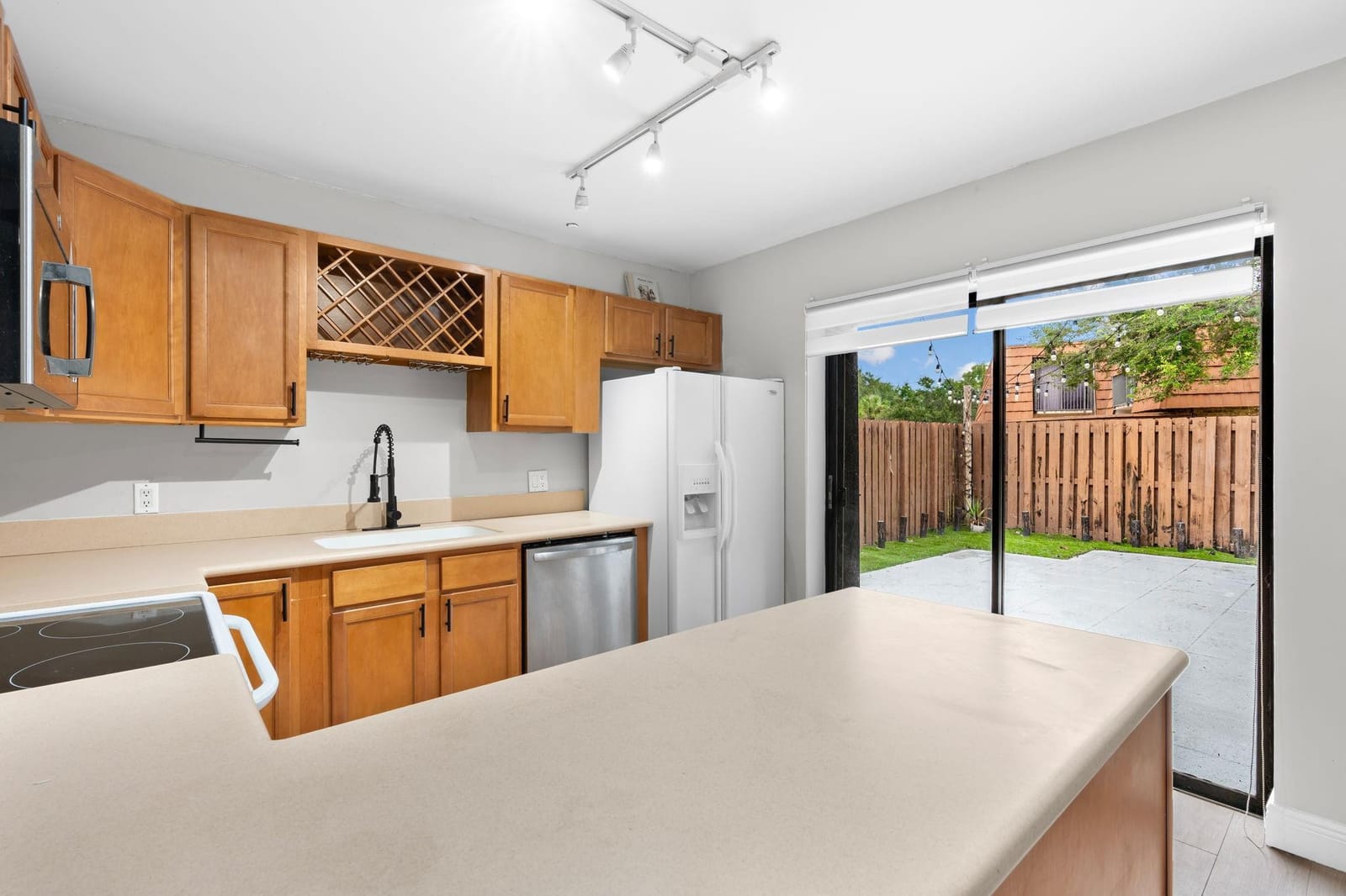 4065 WIMBLEDON Drive — photo 9