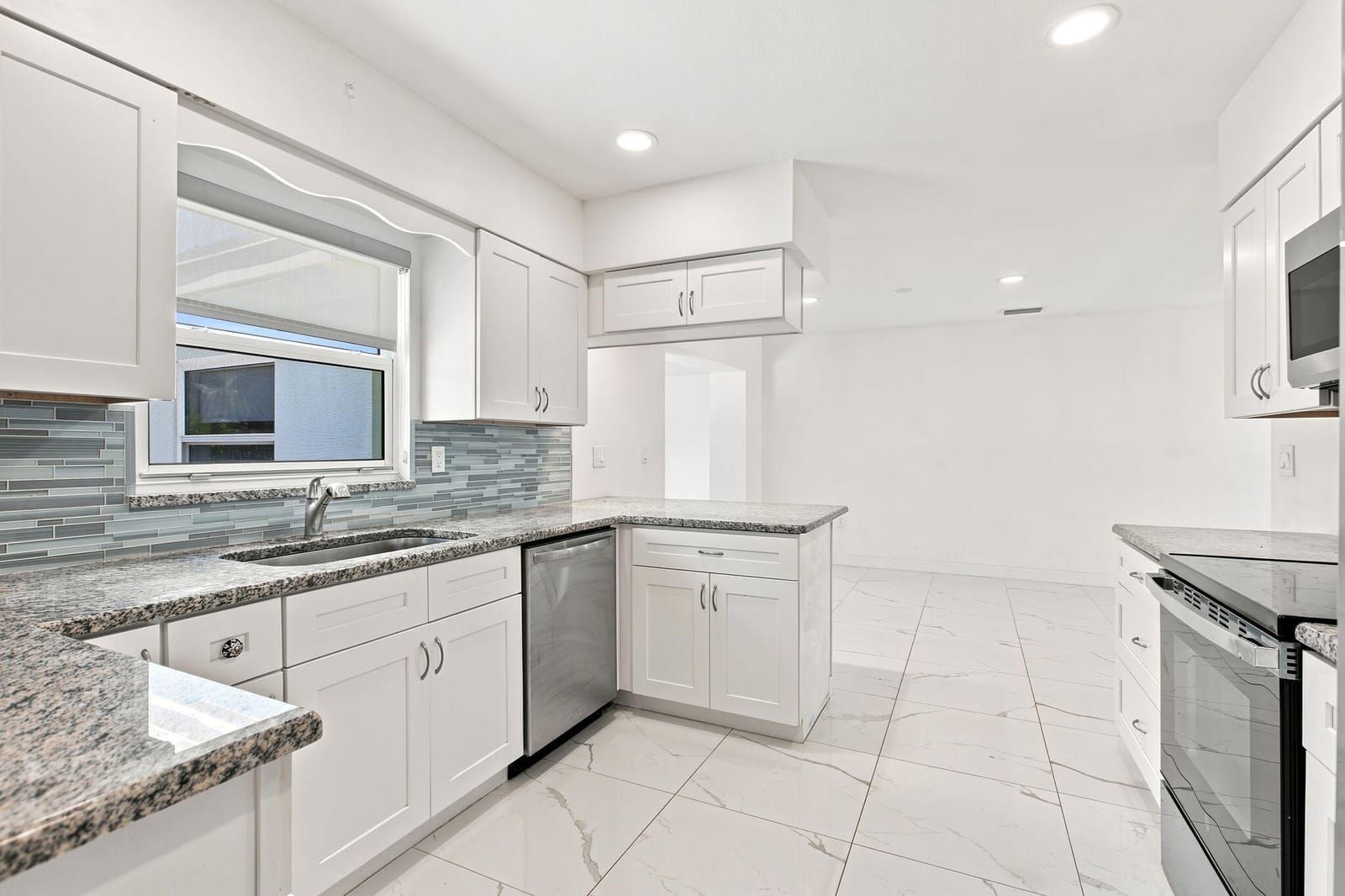 1935 CYPRESS Avenue, Fort Pierce, FL 34949 photo 11