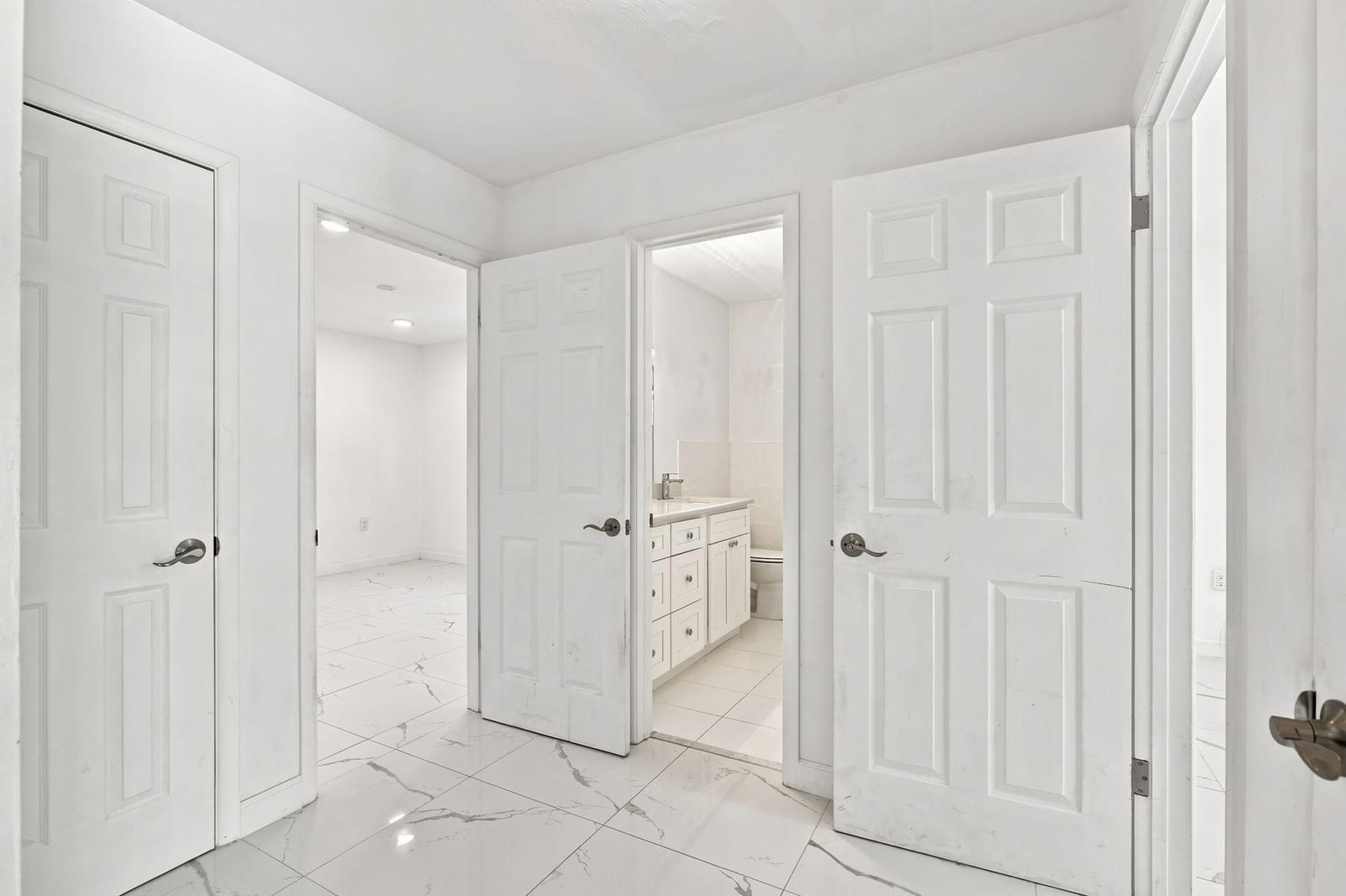 1935 CYPRESS Avenue, Fort Pierce, FL 34949 photo 12