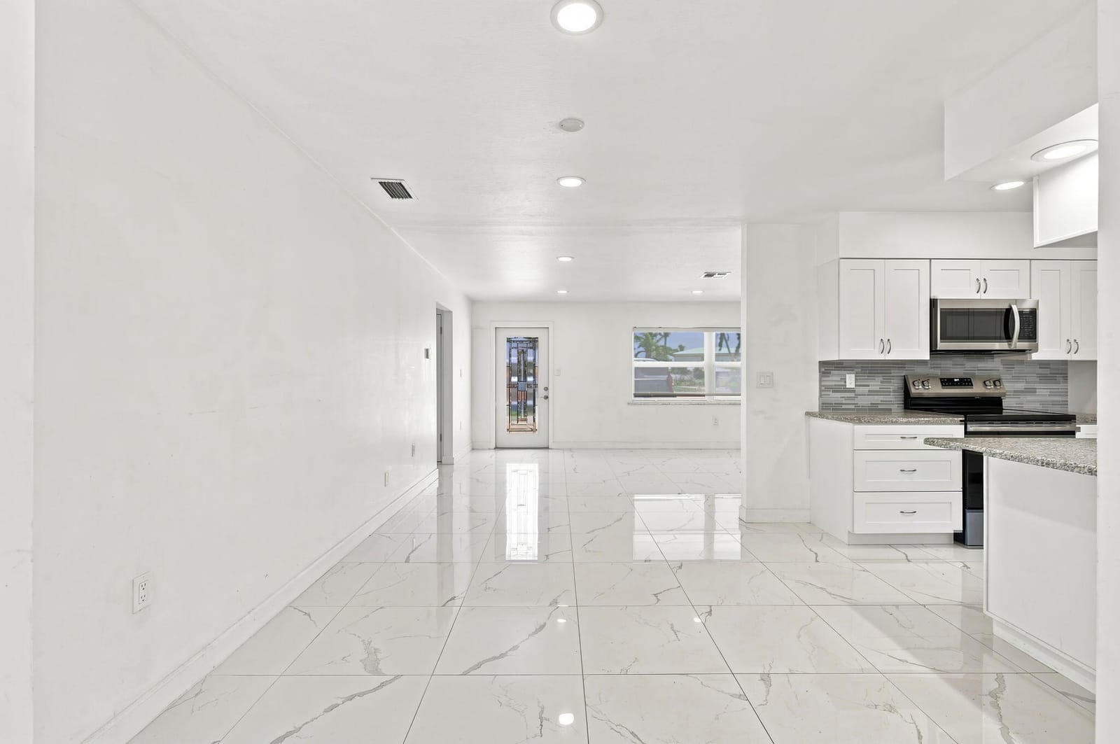 1935 CYPRESS Avenue, Fort Pierce, FL 34949 photo 7