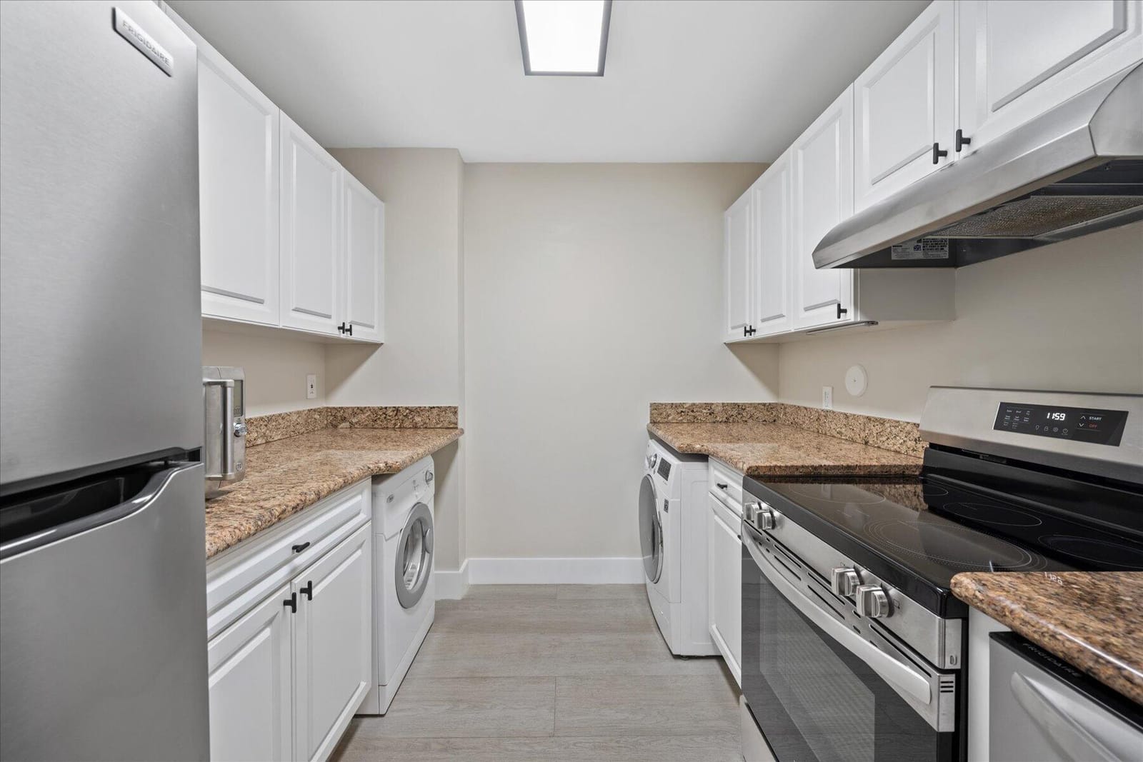 2020 Greenview Shores Boulevard 102 — photo 8