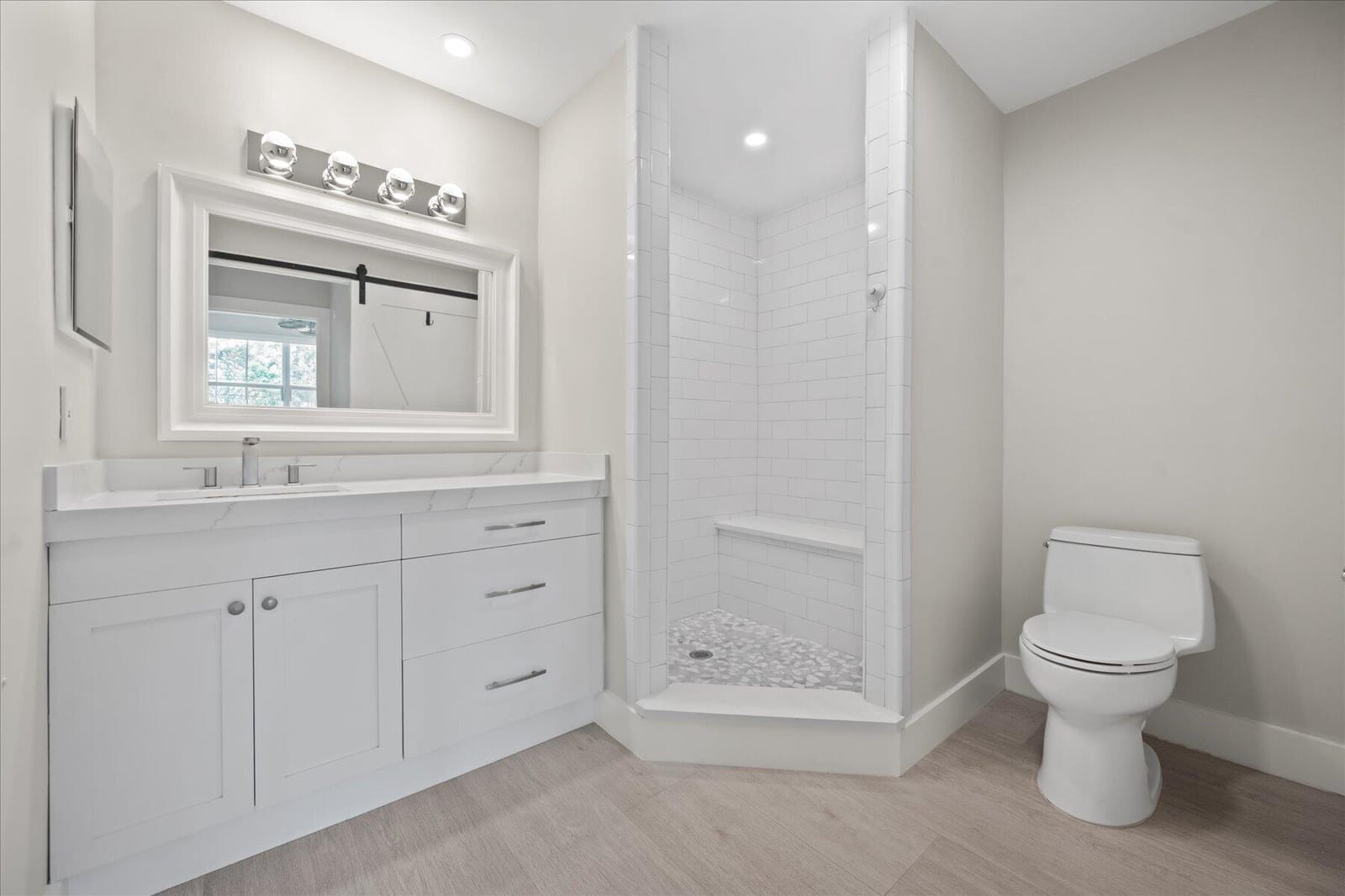 2020 Greenview Shores Boulevard 102 — photo 10