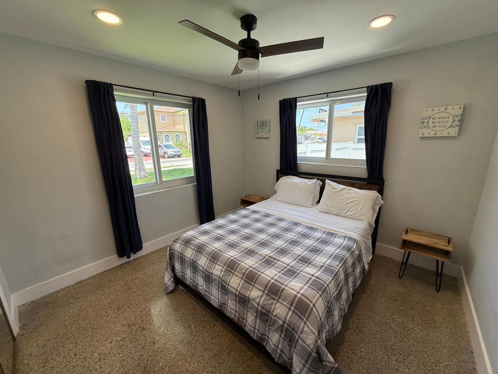 637 SW 2ND Street — photo 12