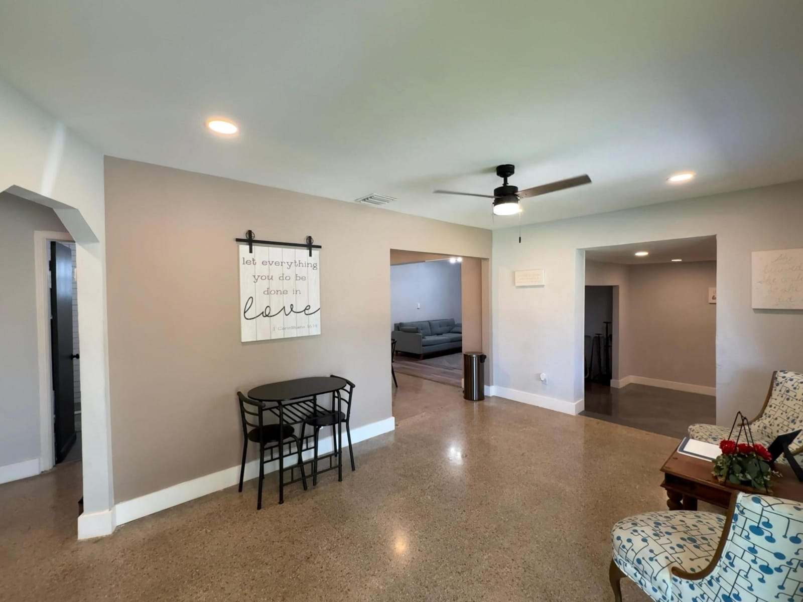 637 SW 2ND Street — photo 3