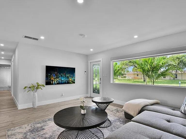 803 BLUEBIRD Drive, Delray Beach, FL 33444 photo 11